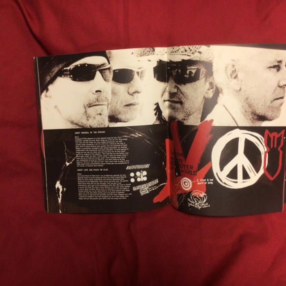 U2 VERTIGO program - Picture 2 of 2